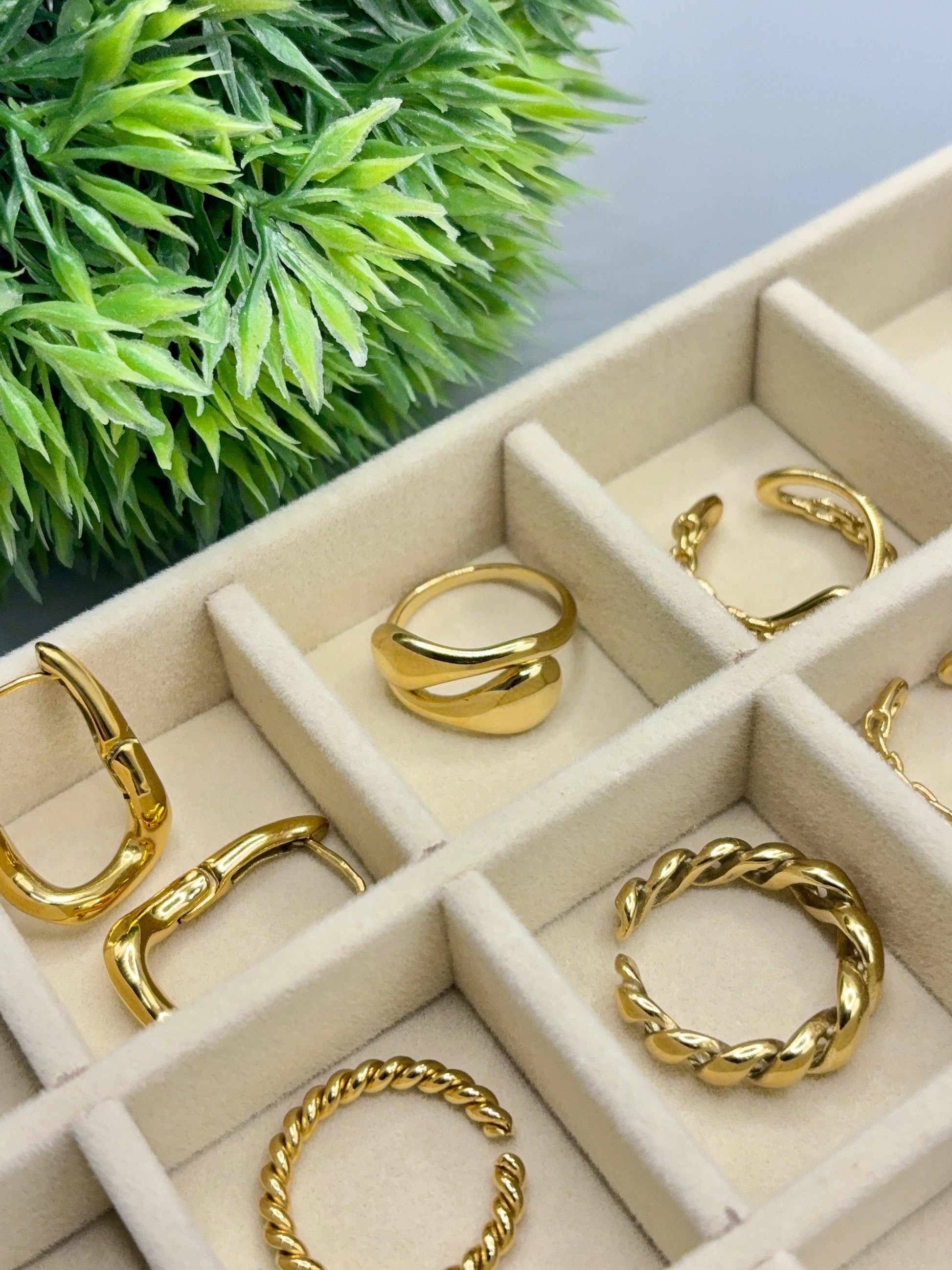 Ring Drop